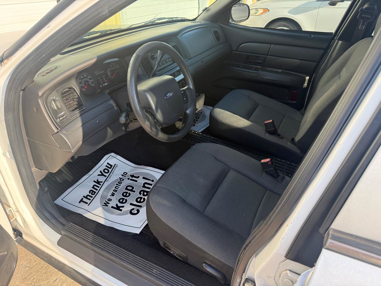 Used 2007 Ford Crown Victoria Police Interceptor RWD image 8