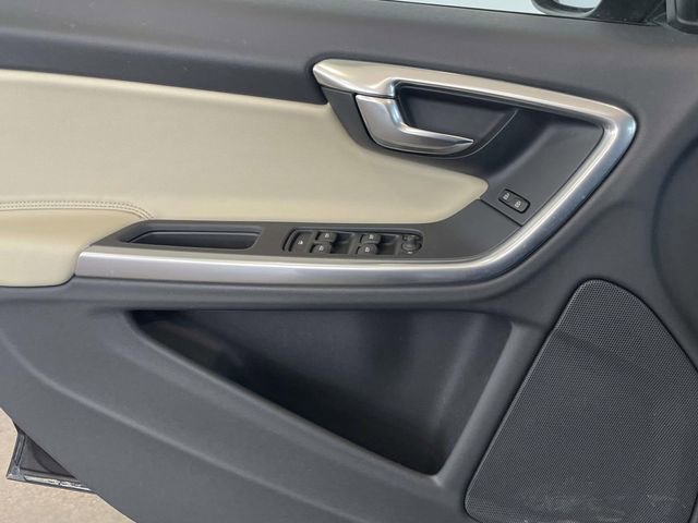 Used 2018 Volvo S60 T5 Dynamic w/ Protection Package image 25