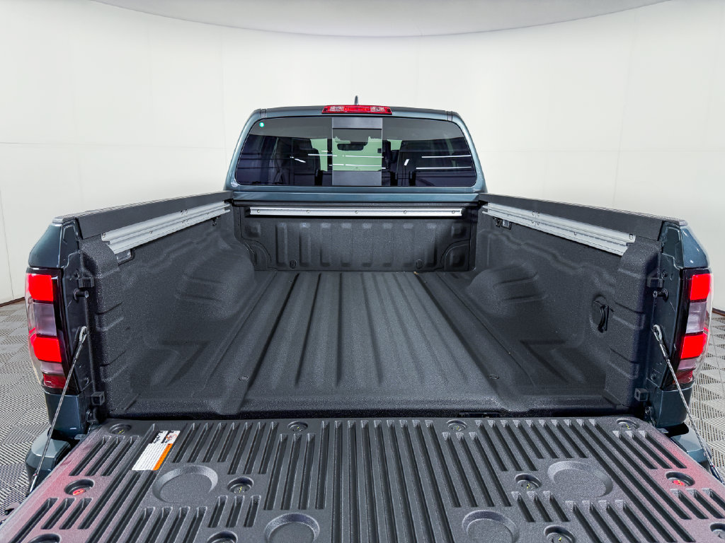 New 2027 Nissan Frontier PRO-4X AWD/4WD image 8