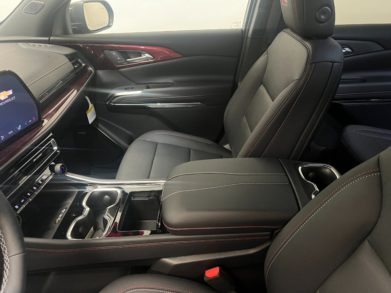 New 2026 Chevrolet Traverse Z71 w/ Enhanced Driving Package image 40