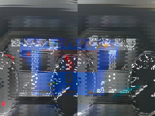 Used 2024 Ford Expedition XLT image 24