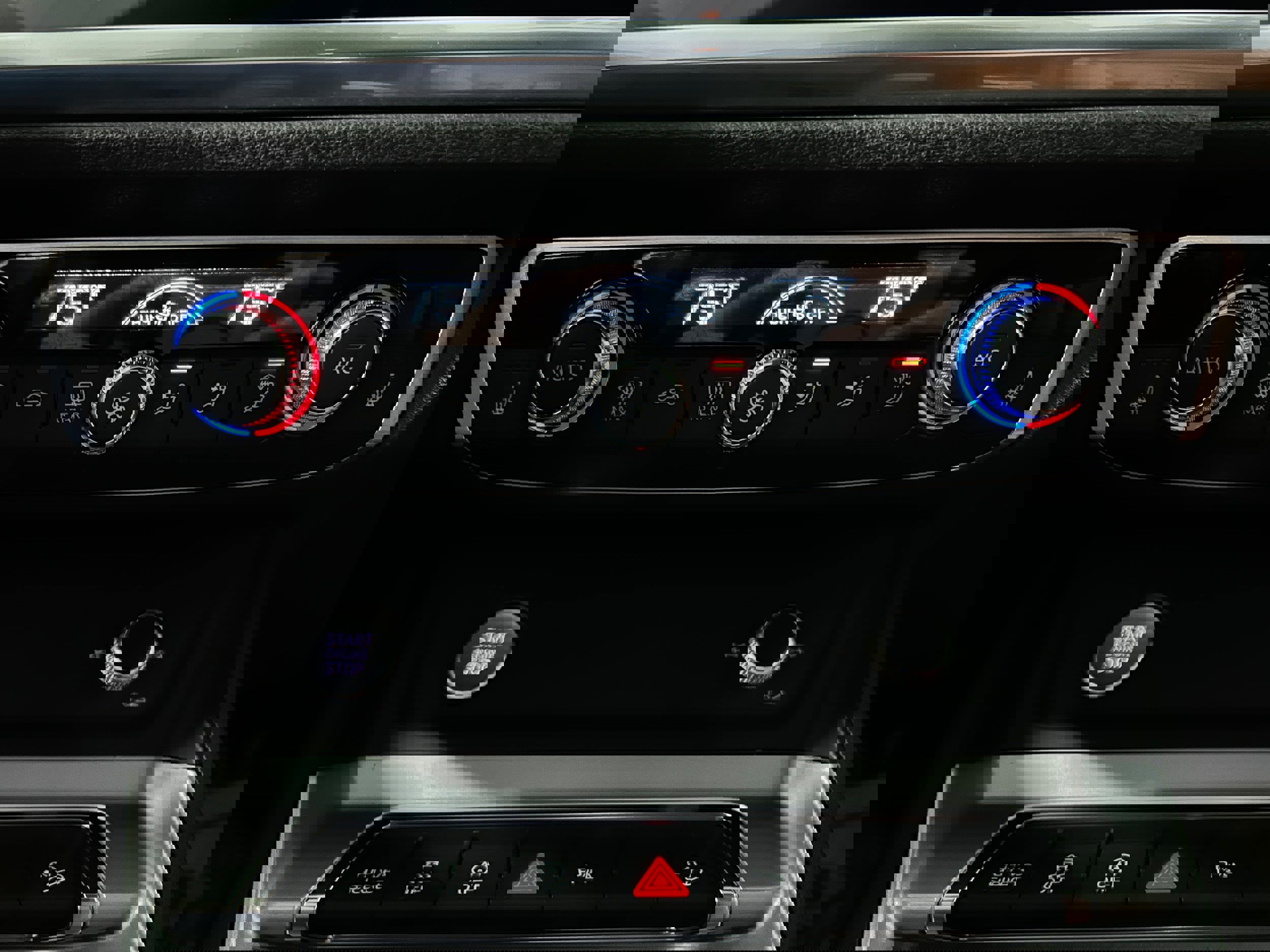 Used 2020 Audi Q3 2.0T Premium Plus w/ Premium Plus Package image 9