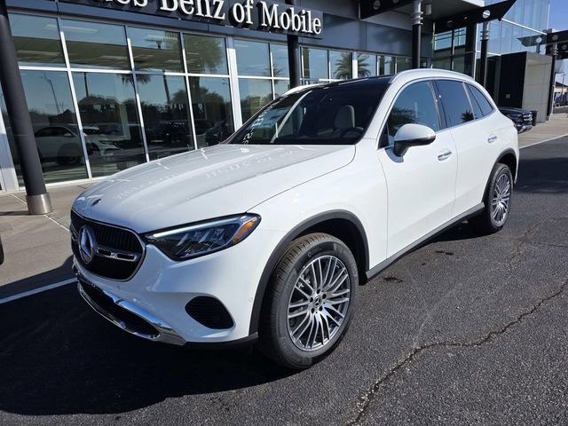 New 2026 Mercedes-Benz GLC 300 image 2