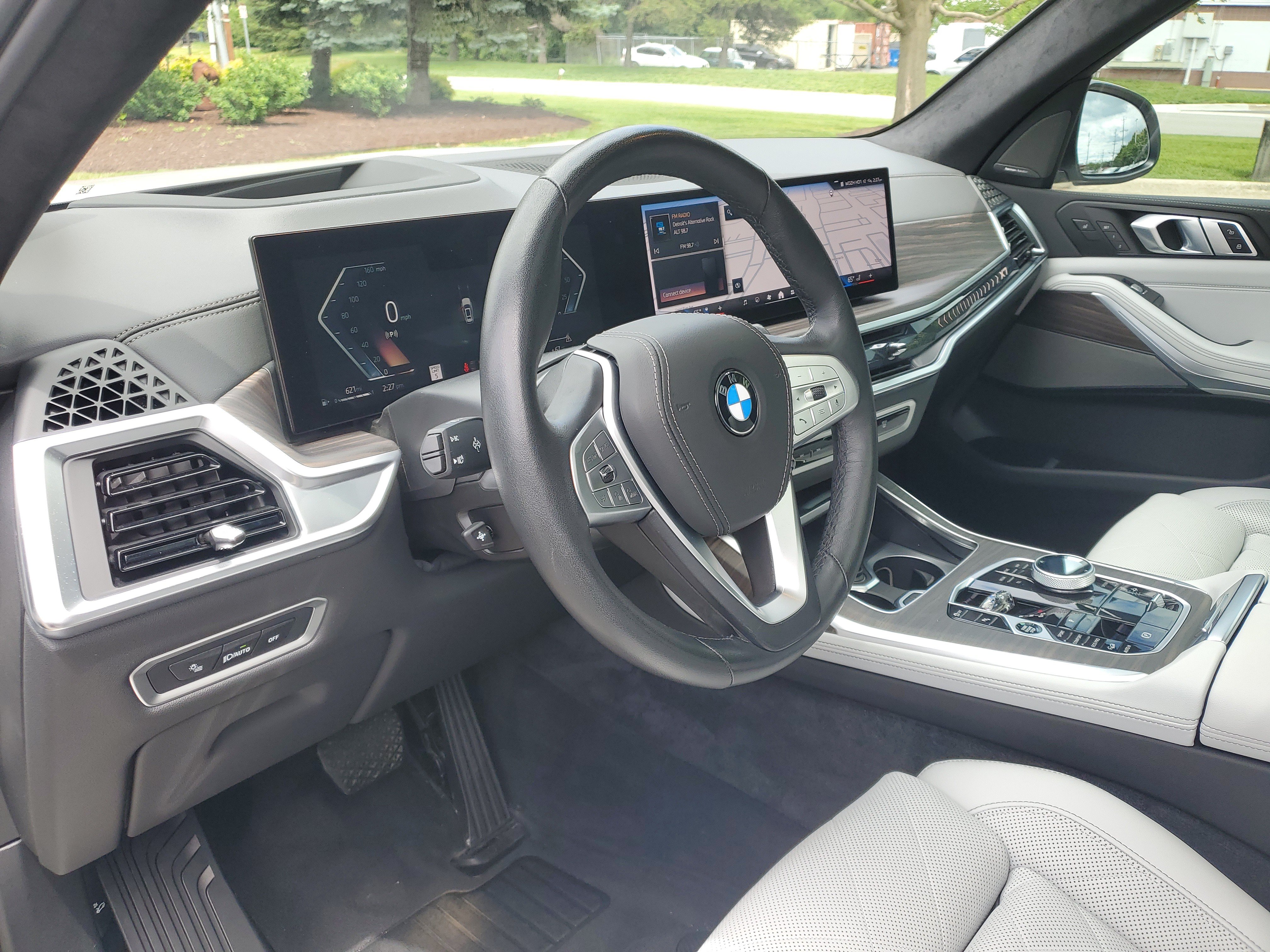 Certified 2024 BMW X7 xDrive40i w/ Executive Package AWD/4WD image 10