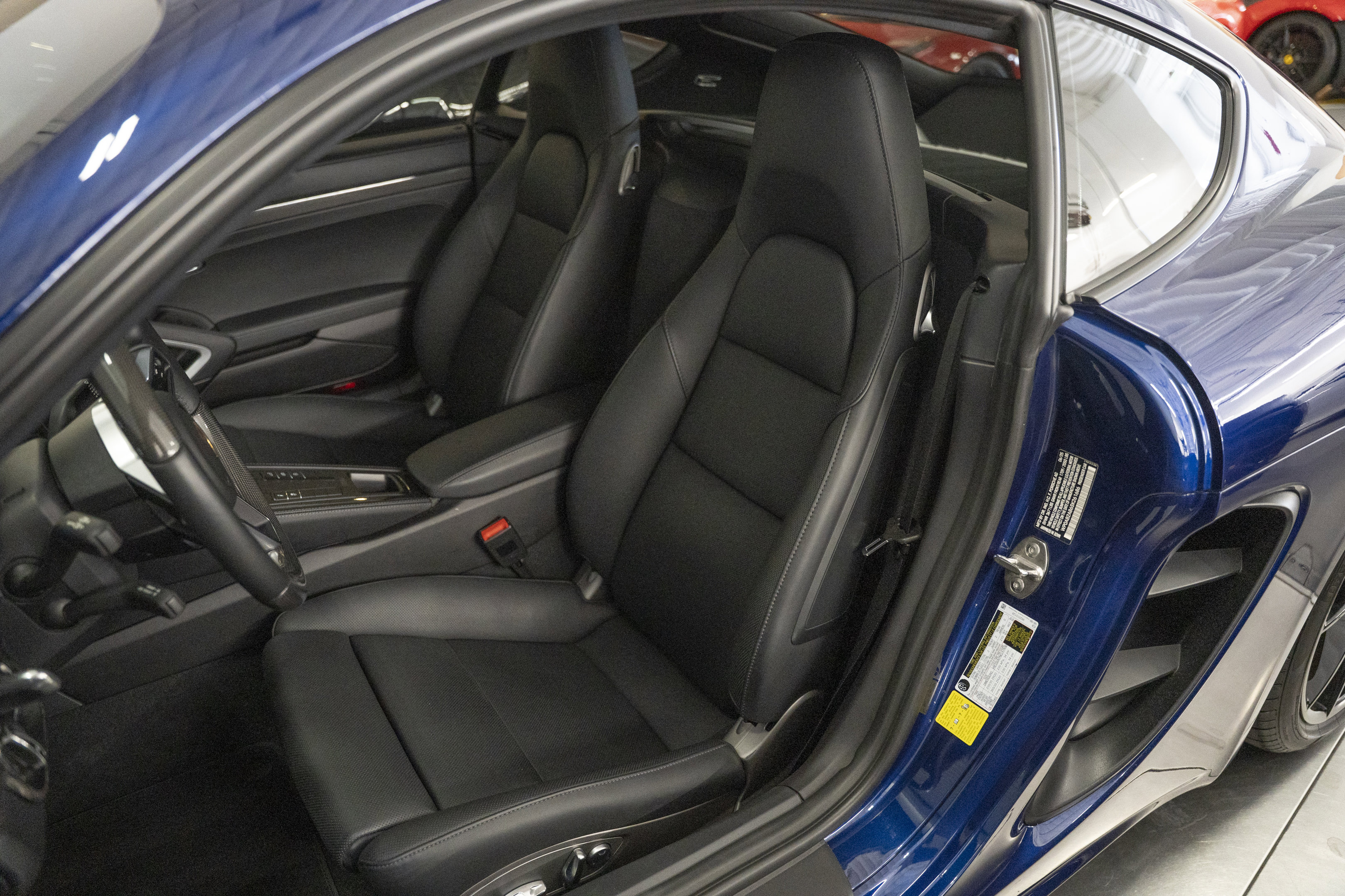 Used 2025 Porsche 718 Cayman S RWD image 24