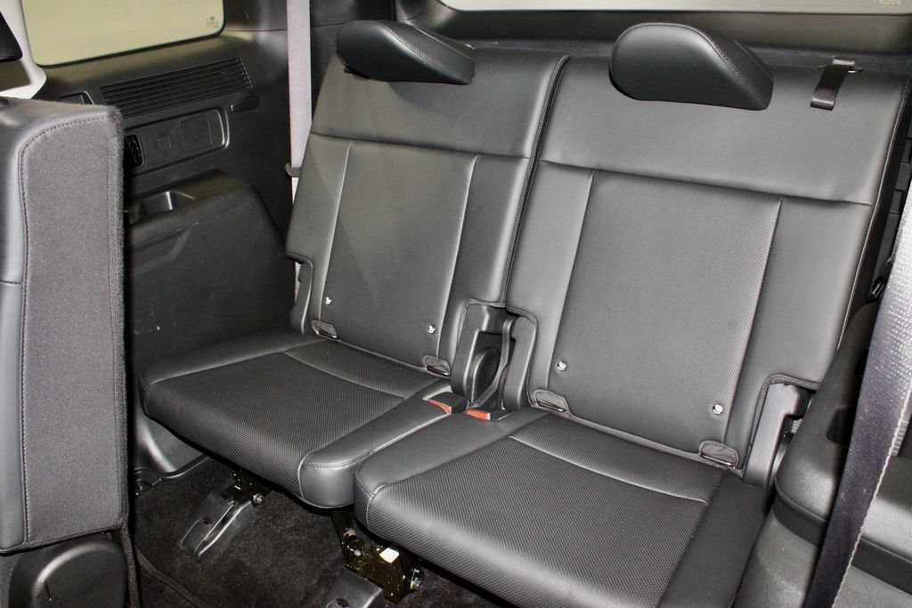 Used 2025 Hyundai Santa Fe SEL FWD image 23