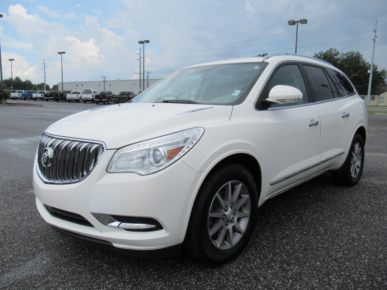 Used 2013 Buick Enclave Leather FWD image 3