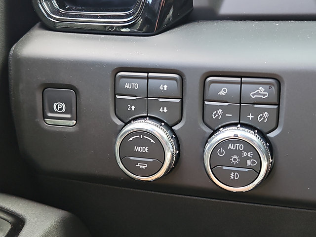 New 2026 GMC Sierra 1500 AT4 w/ AT4 Preferred Package AWD/4WD image 17