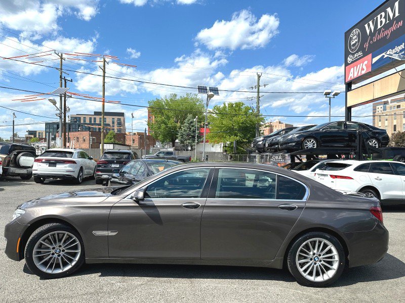 Used 2015 BMW 750Li xDrive AWD/4WD image 7
