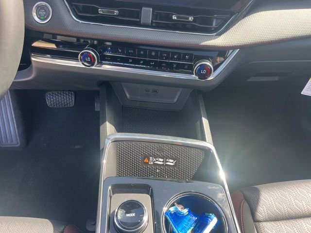 New 2026 Chevrolet Equinox RS w/ Convenience Package III image 31