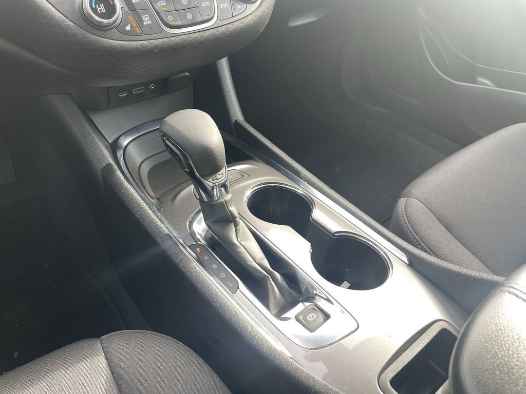 Used 2025 Chevrolet Malibu LT image 31