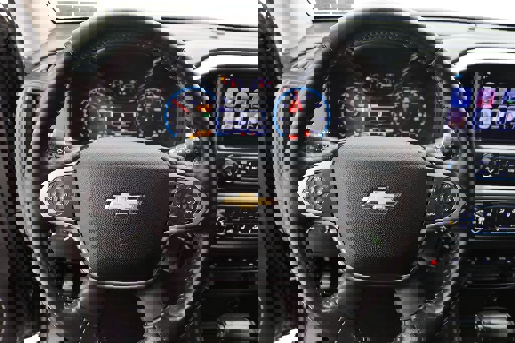 Used 2016 Chevrolet Colorado LT w/ Midnight Edition image 19