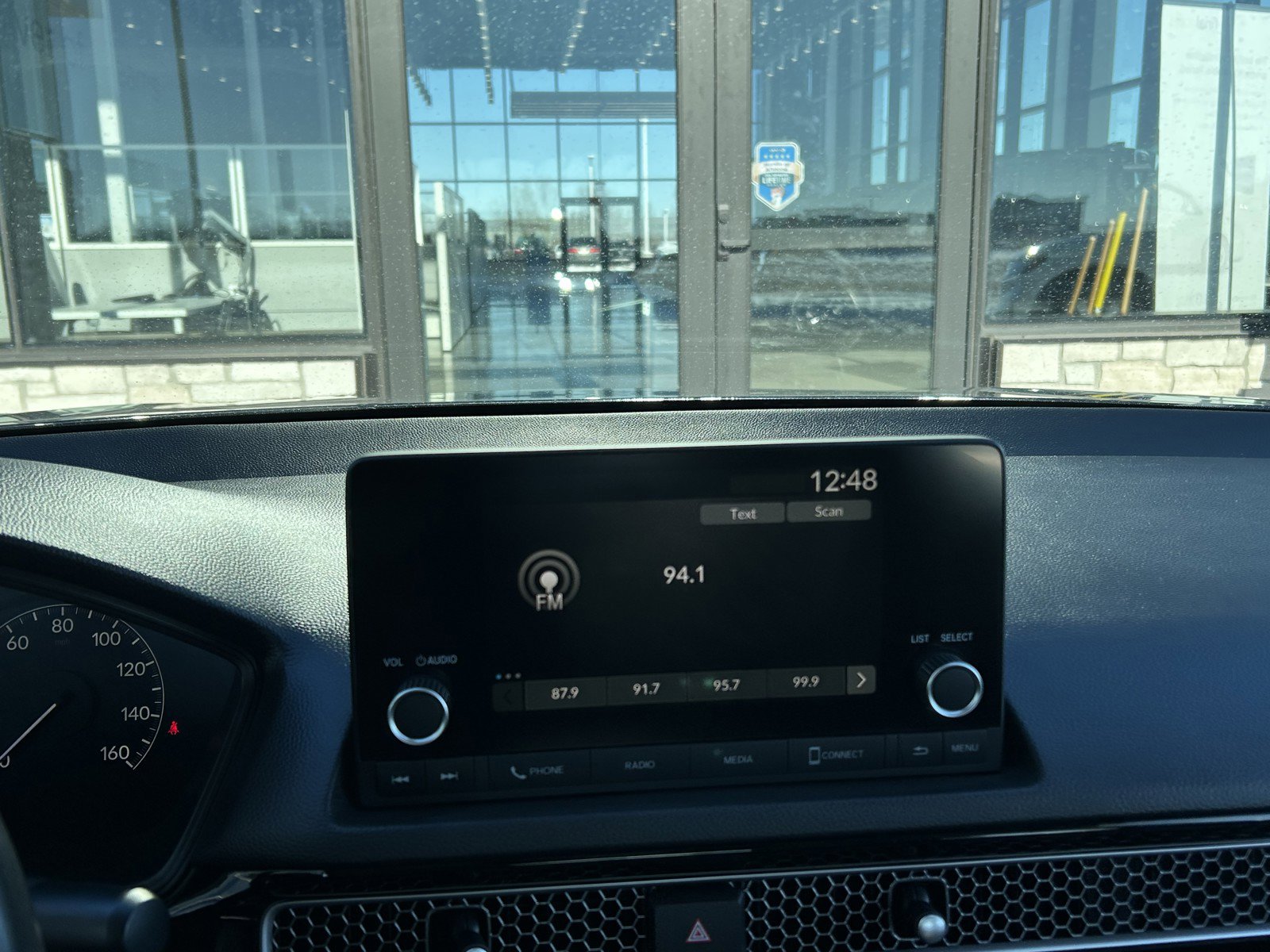 Certified 2022 Honda Civic EX image 24