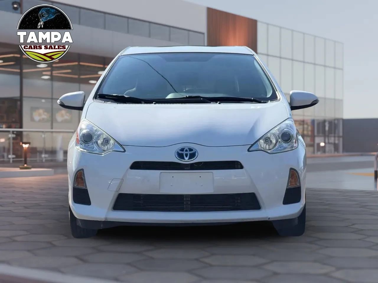 Used 2012 Toyota Prius C One FWD image 2