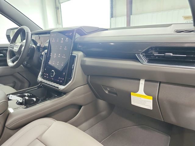 New 2026 GMC Yukon Elevation RWD image 42