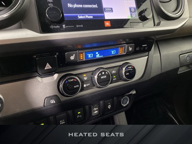 Used 2017 Toyota Tacoma Limited w/ Tow Package RWD image 6
