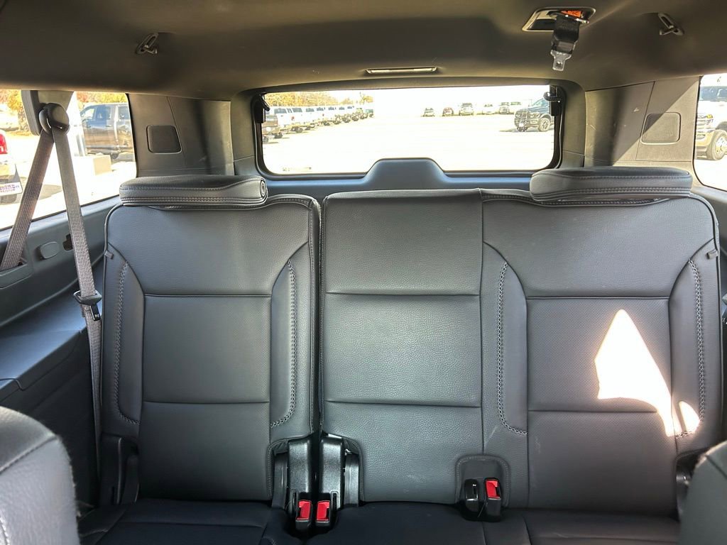 Used 2023 GMC Yukon XL Denali image 13