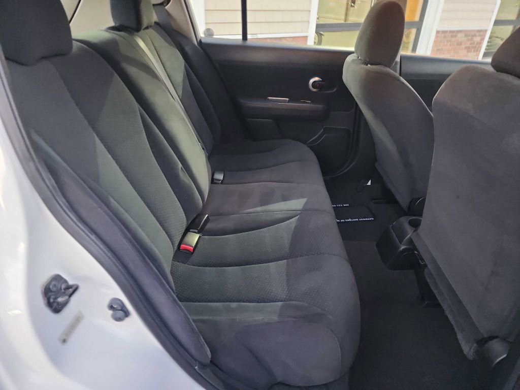 Used 2012 Nissan Versa 1.8 S w/ Special Edition Pkg image 9