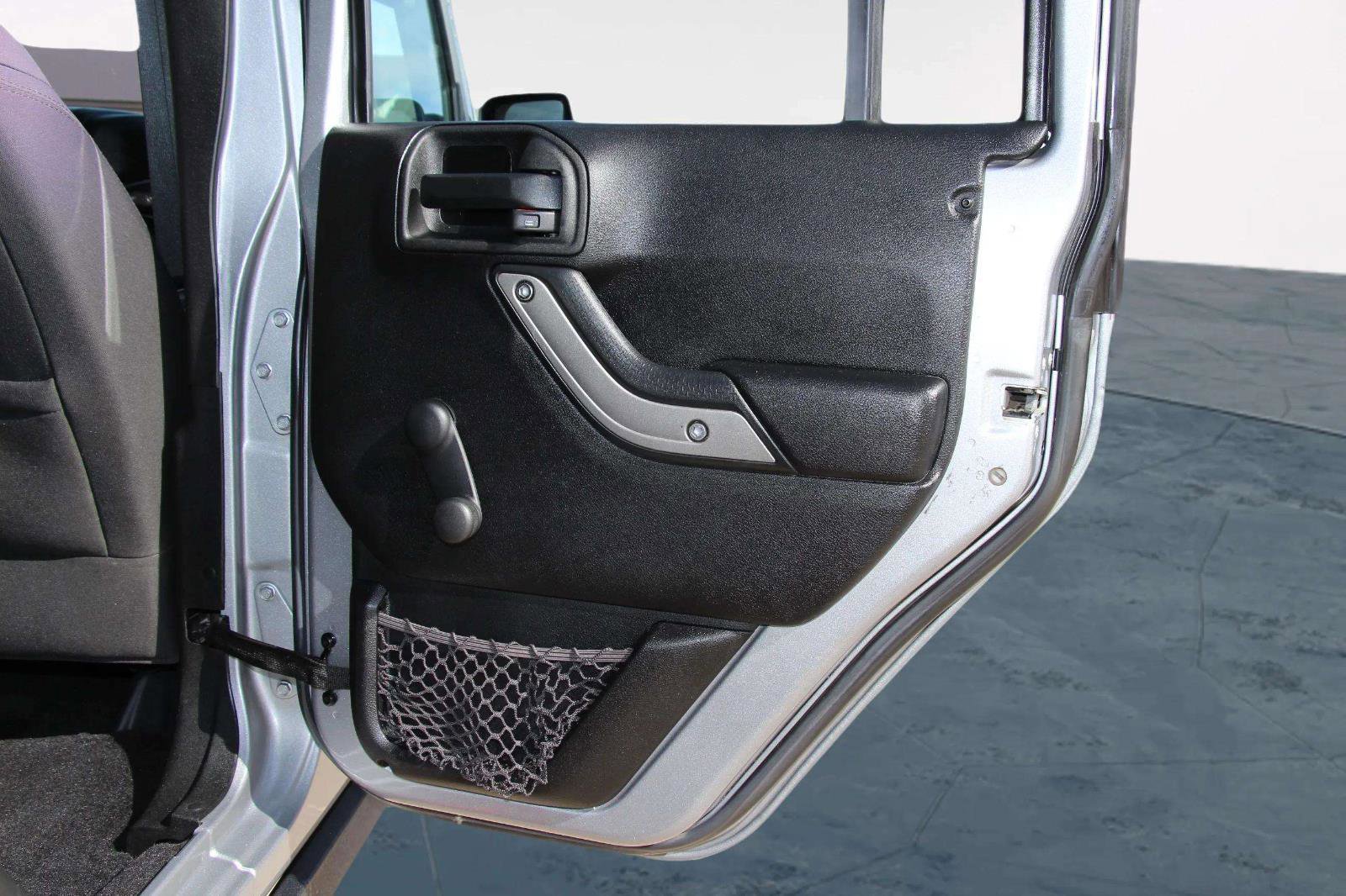 Used 2015 Jeep Wrangler Unlimited Sport image 24