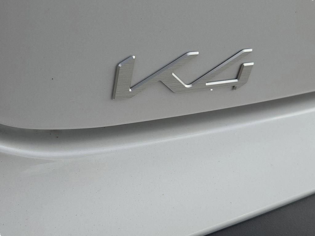 New 2025 Kia K4 EX image 11