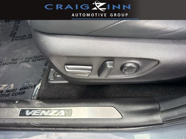 Used 2022 Toyota Venza XLE AWD/4WD image 12