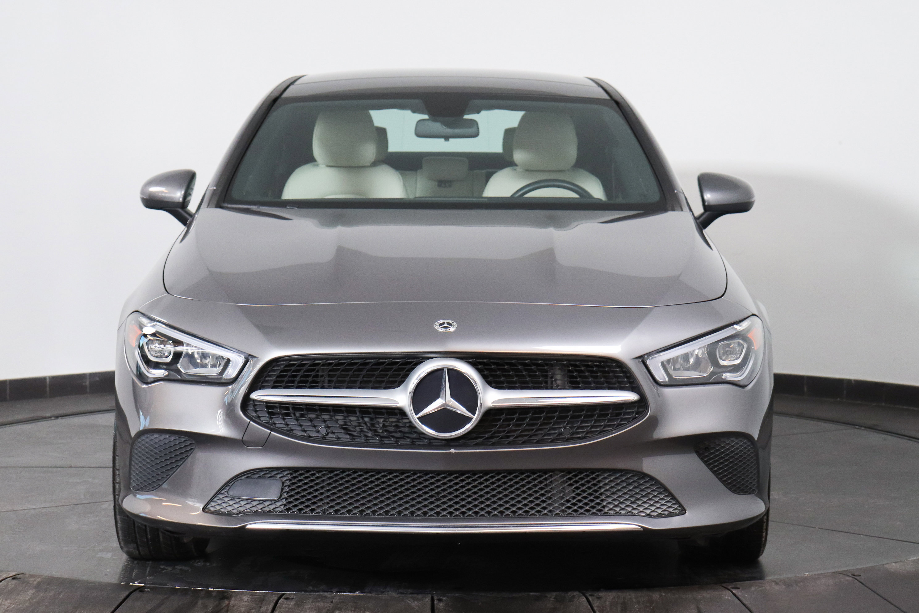 Used 2023 Mercedes-Benz CLA 250 4MATIC image 2