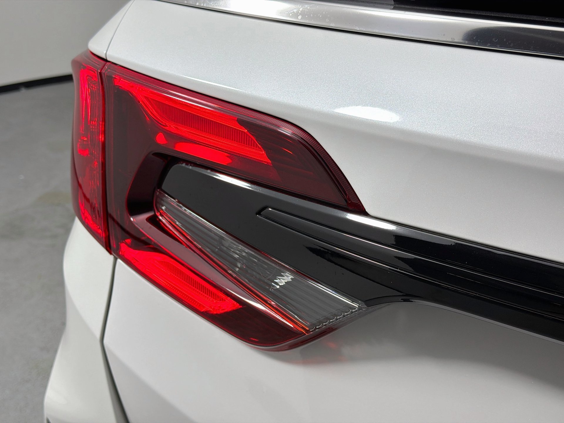 Certified 2025 Honda Odyssey Touring image 12