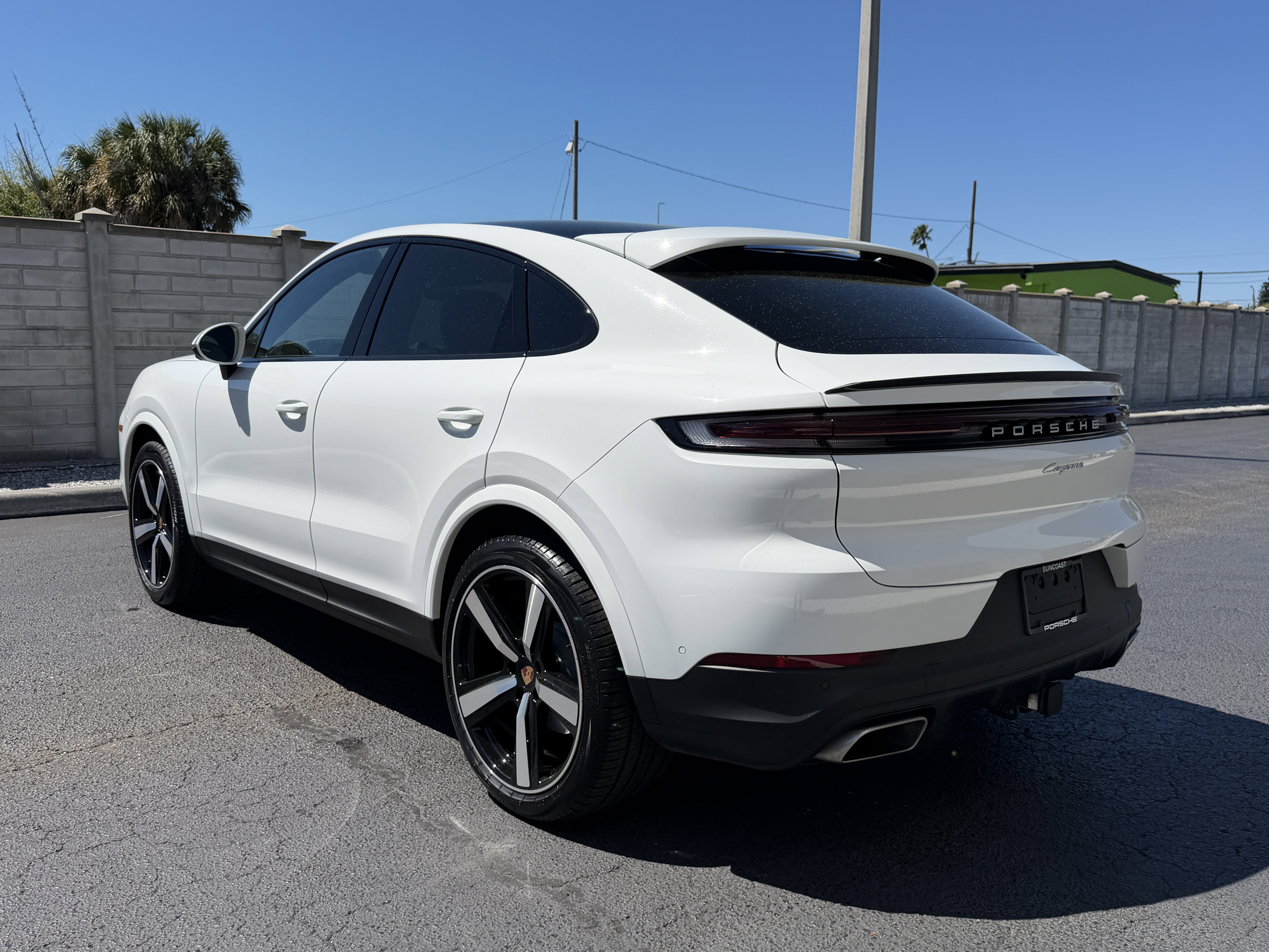 Certified 2026 Porsche Cayenne Coupe image 3
