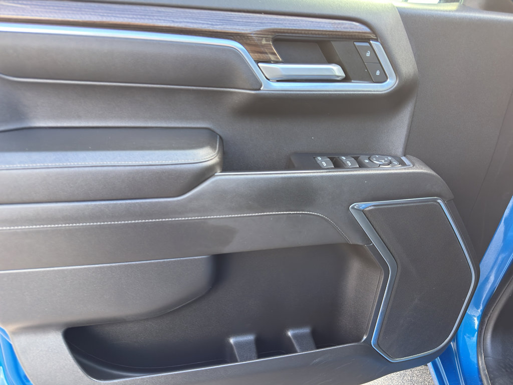 Used 2022 Chevrolet Silverado 1500 RST w/ Protection Package image 15