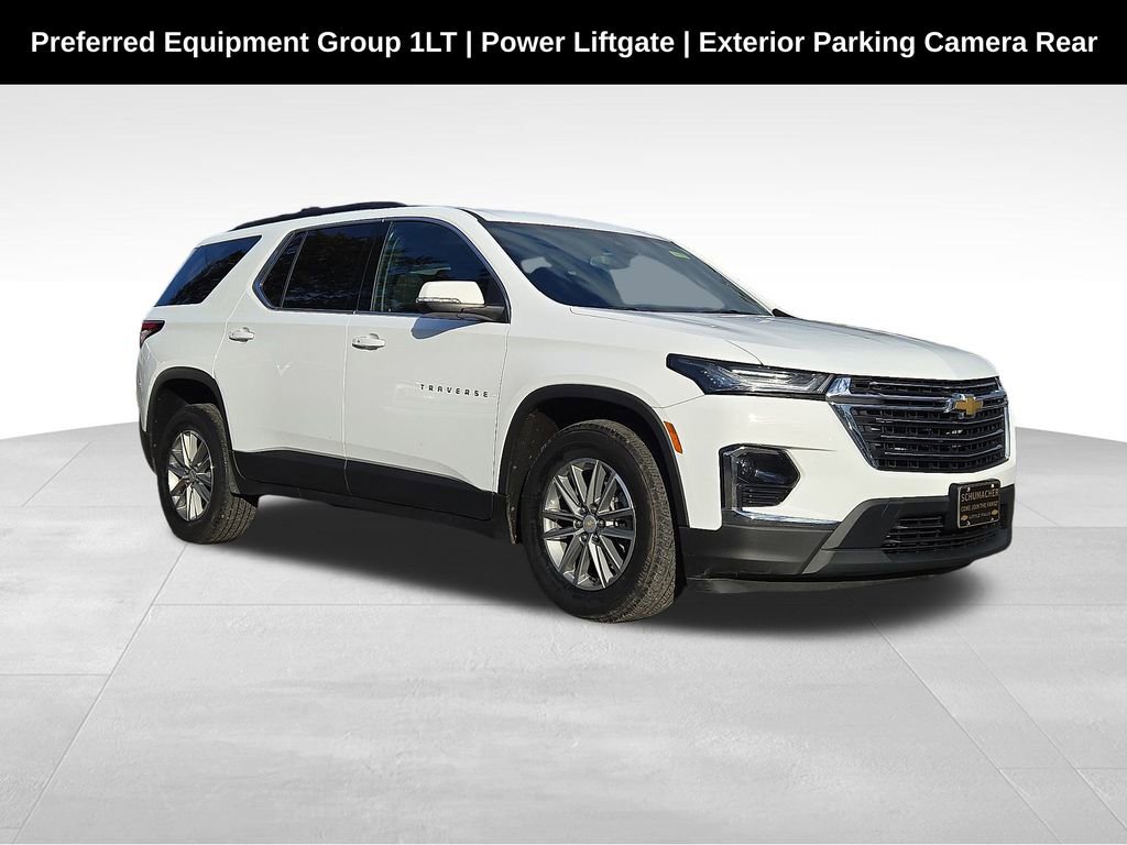 Used 2023 Chevrolet Traverse LT image 1