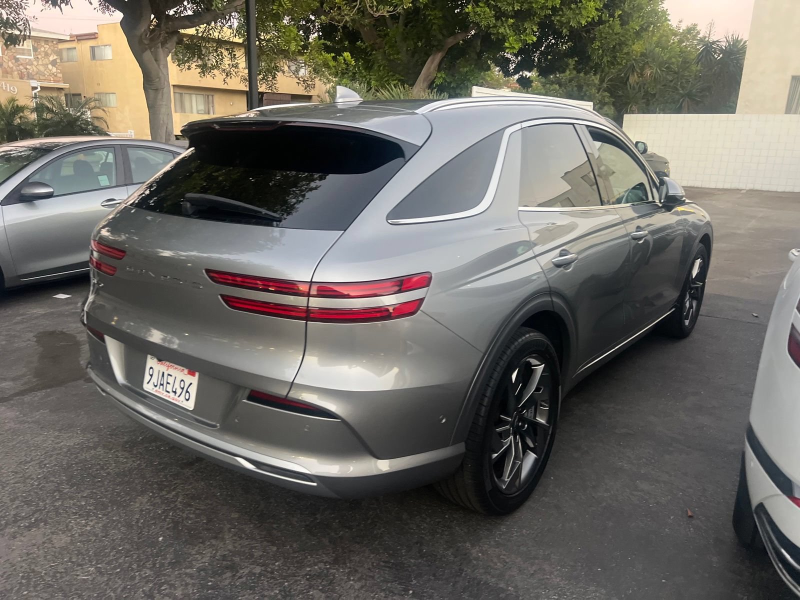 Used 2023 Genesis Electrified GV70 AWD/4WD image 11