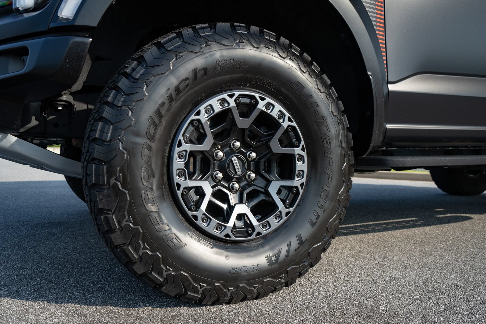 Used 2025 Ford F150 Raptor w/ Equipment Group 803A Raptor R AWD/4WD image 14