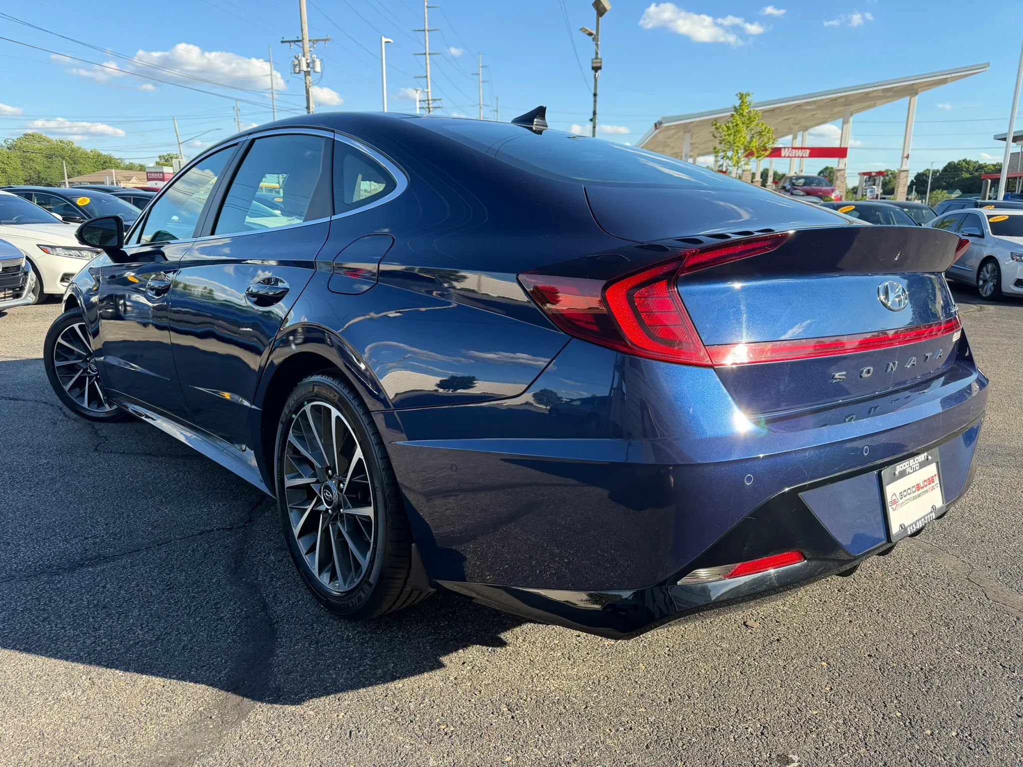 Used 2021 Hyundai Sonata Limited w/ Winter Weather Package FWD image 10