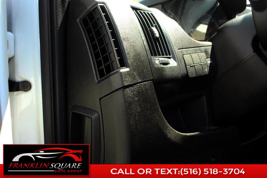 Used 2020 RAM ProMaster 2500 w/ Interior Convenience Group FWD image 17