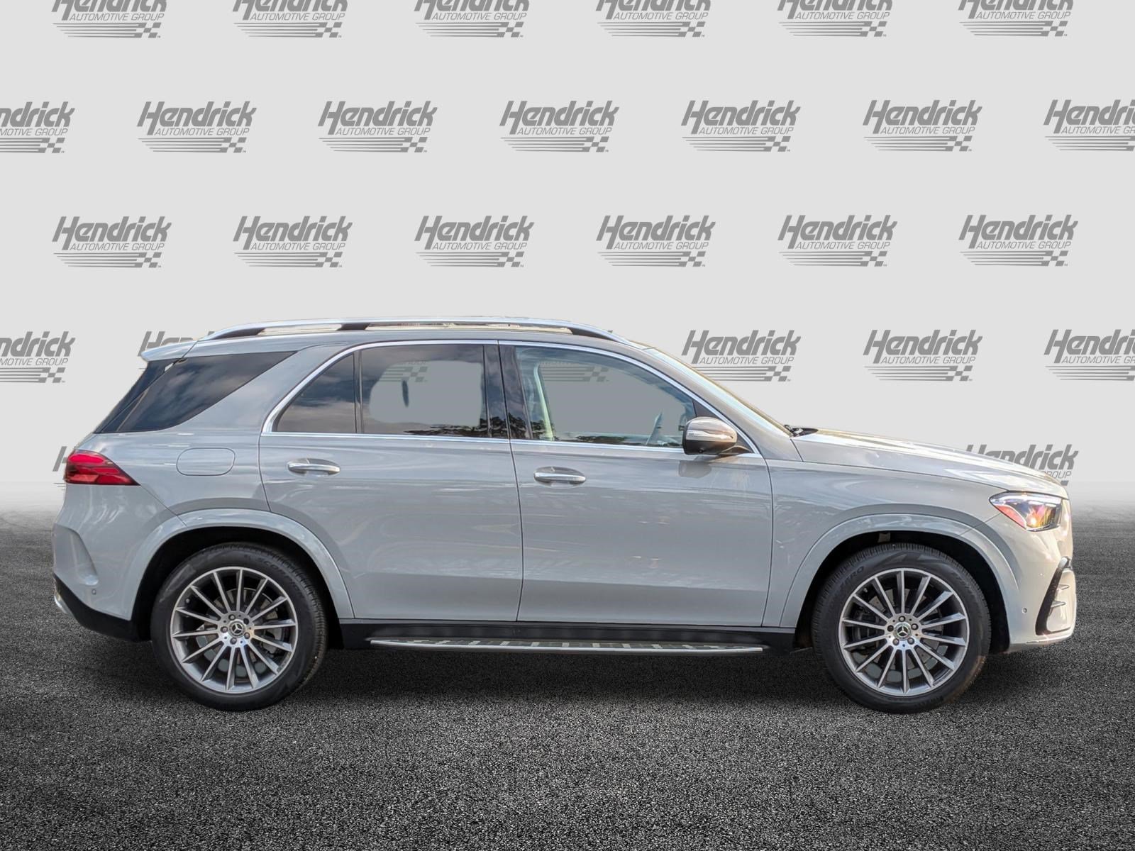 Certified 2024 Mercedes-Benz GLE 350 4MATIC w/ AMG Line Exterior image 11