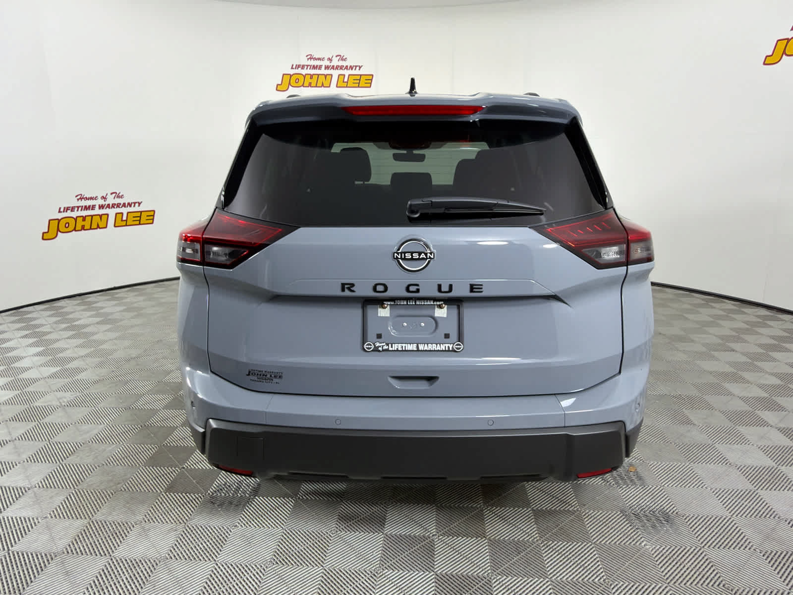 New 2026 Nissan Rogue Dark Armor FWD image 4