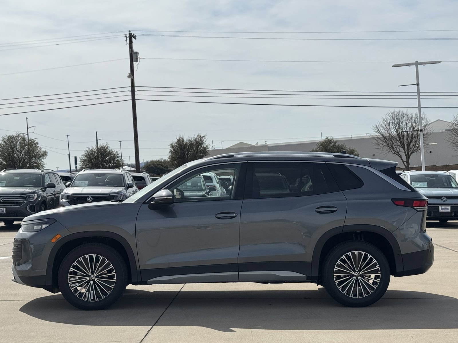 New 2026 Volkswagen Tiguan S image 7