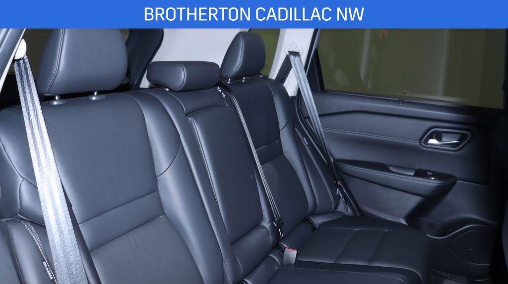 Used 2025 Nissan Rogue SL w/ SL Premium Package image 25