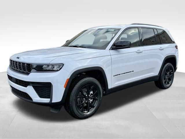 New 2026 Jeep Grand Cherokee Altitude image 3