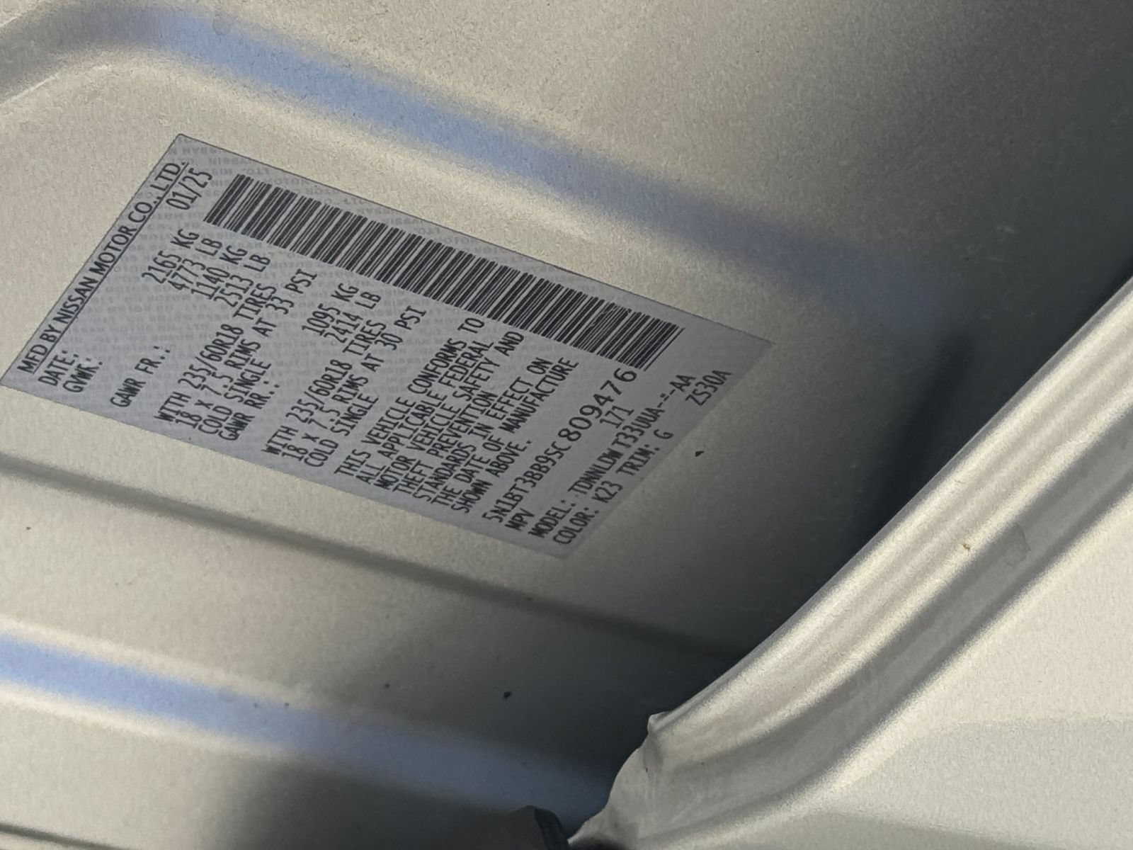 Used 2025 Nissan Rogue SV AWD/4WD image 30