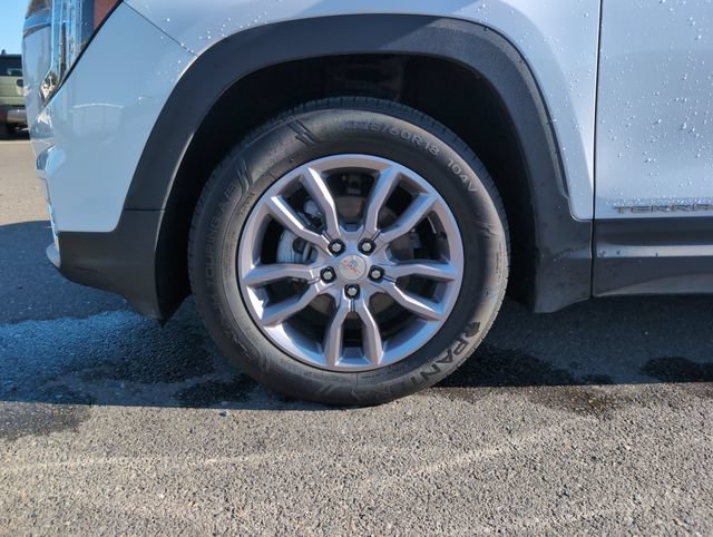 Used 2024 GMC Terrain SLT AWD/4WD image 29