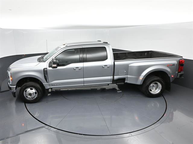 Used 2024 Ford F350 Lariat w/ Lariat Ultimate Package AWD/4WD image 39