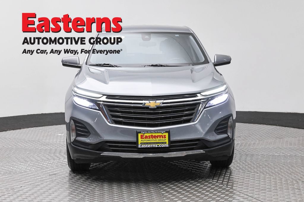 Used 2023 Chevrolet Equinox LT FWD image 2