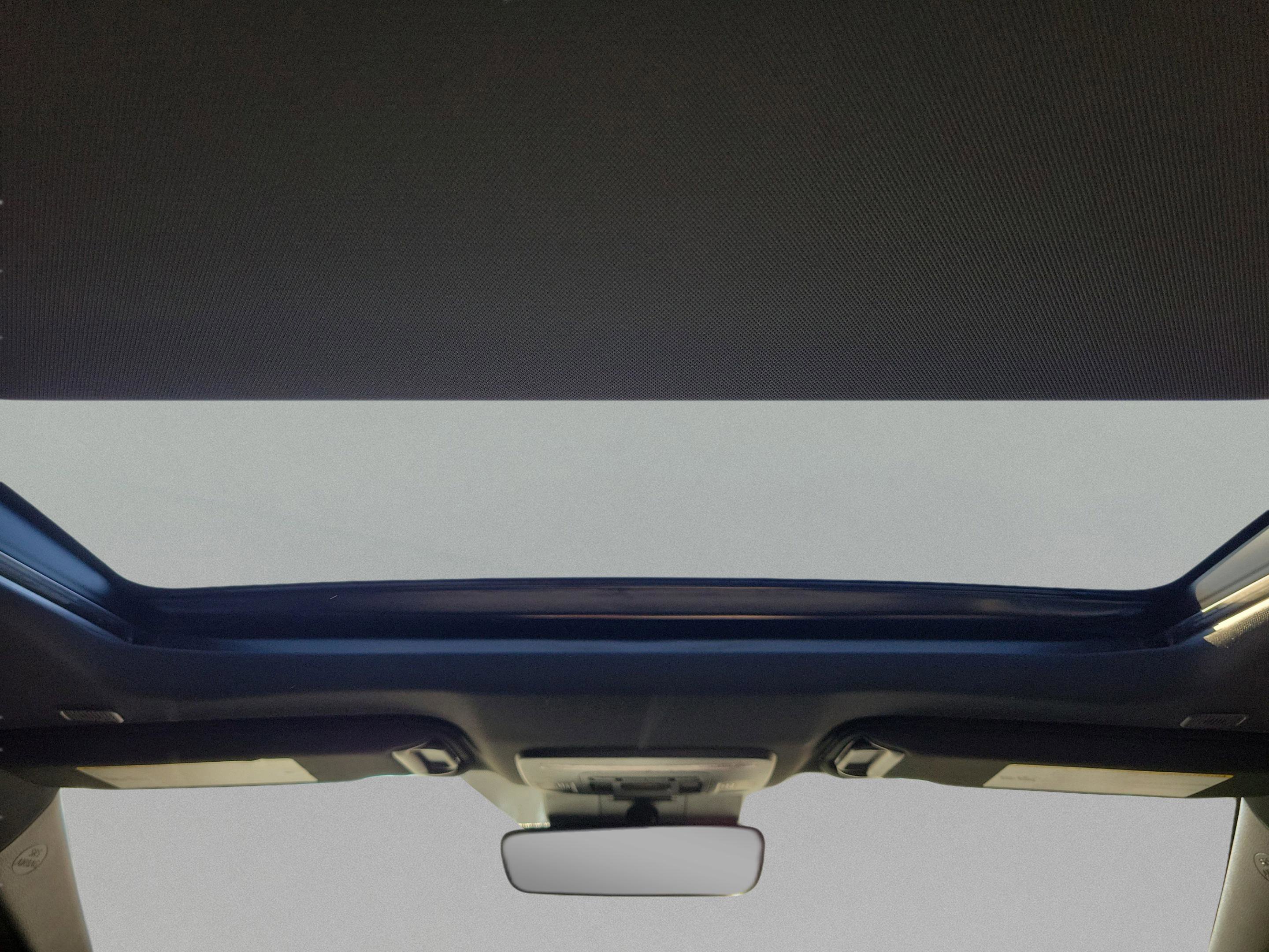 Used 2025 Toyota Camry XSE image 10