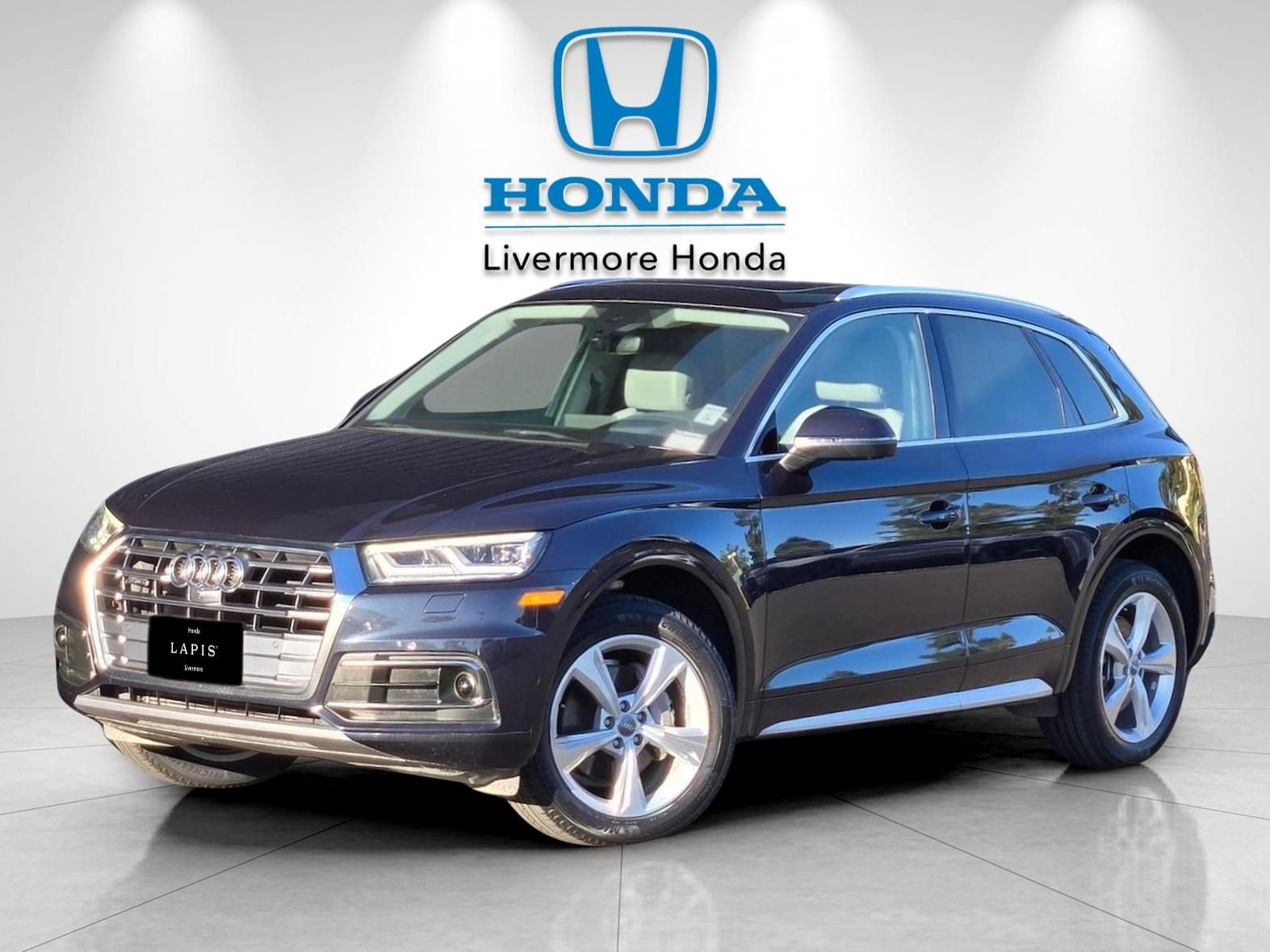 Used 2020 Audi Q5 Prestige AWD/4WD image 2