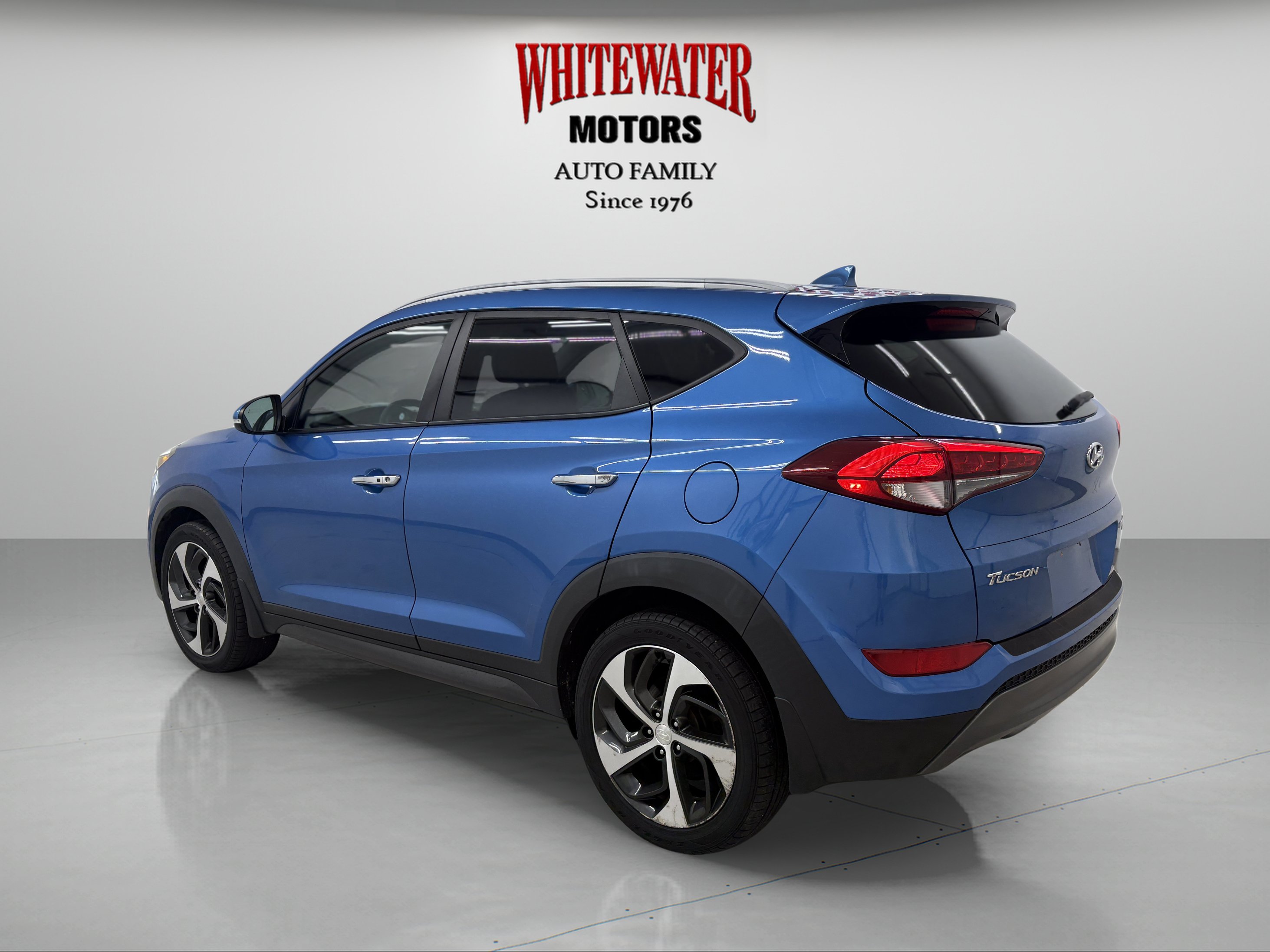 Used 2016 Hyundai Tucson Limited AWD/4WD image 2