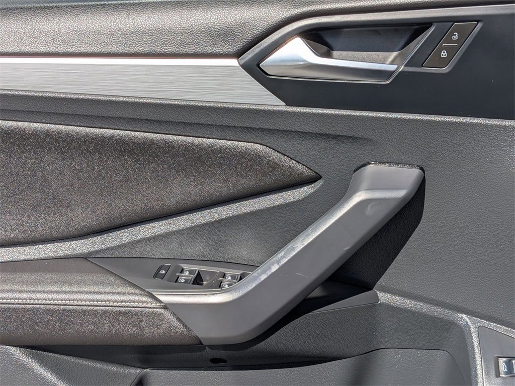 Used 2025 Volkswagen Jetta S image 13