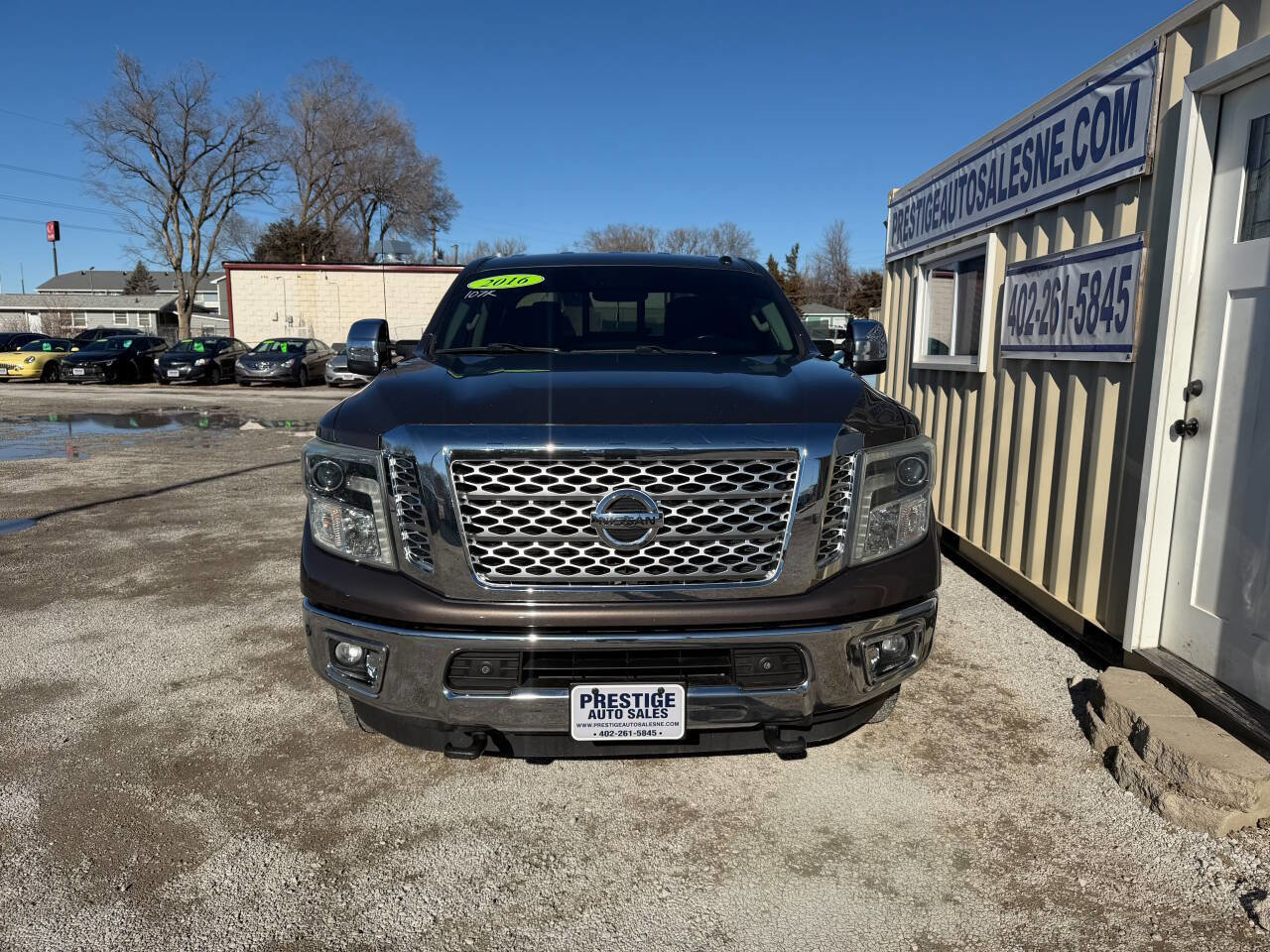 Used 2016 Nissan Titan SL AWD/4WD image 2