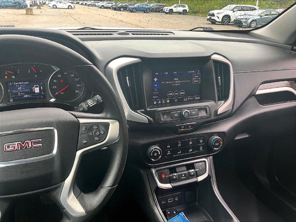 Used 2024 GMC Terrain SLE AWD/4WD image 25
