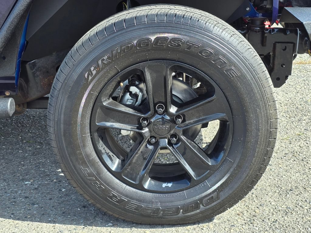 Used 2013 Jeep Wrangler Sport AWD/4WD image 10